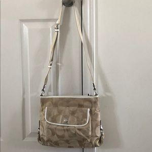 Cross body coach purse